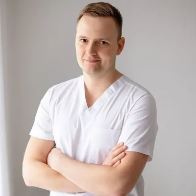 dr n. med. Jakub Młodawski